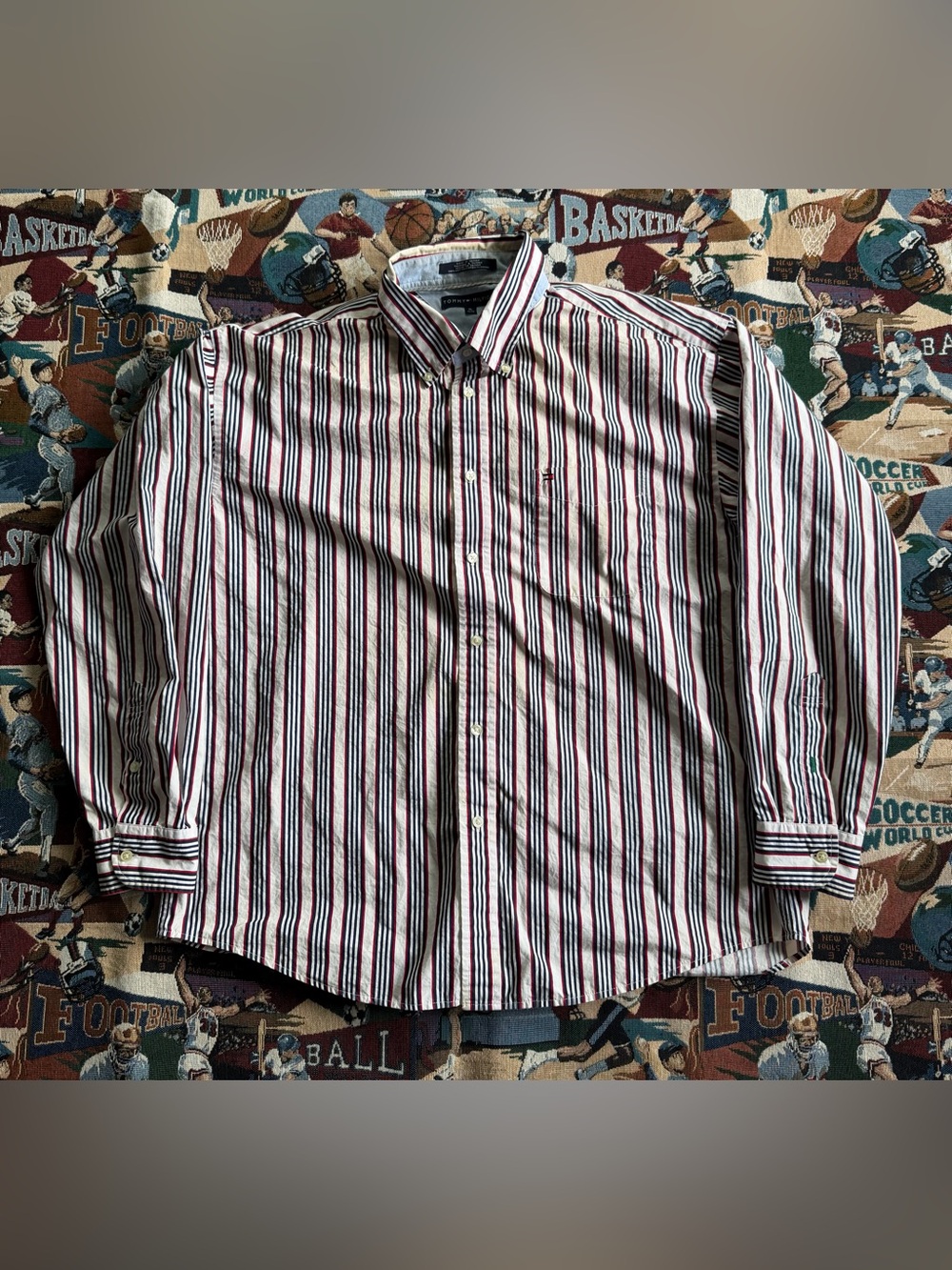Vintage Men’s Tommy Hilfiger Red White and Blue Striped Oxford Shirt